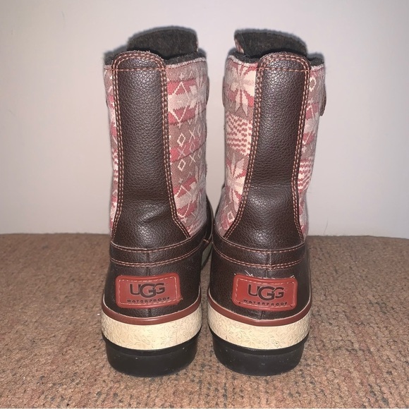 UGG Brown Decatur Nordic Snowflake Winter Boots 9 - Picture 13 of 13